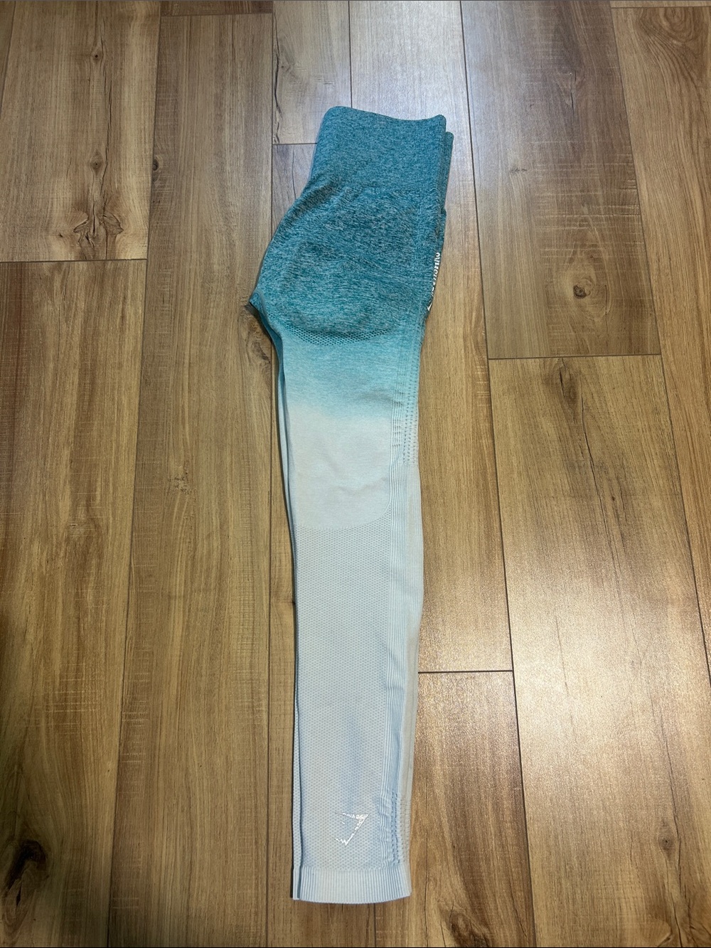 Gymshark Teal-to-White Ombre High-Waist Leggings - Picture 2 of 4